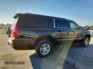 ✅ 2020 Chevrolet Suburban LS • VIN: 1GNSCGKC8LR221921 • Лот: 82263195. Опубликован ранее на Copart с пробегом 121 384 миль. Бесплатный доступ к архиву аукционных продаж из США и подробный отчёт об истории автомобиля на DreamBid. Изображение 3.