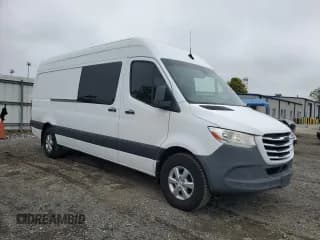 ✅ 2019 Freightliner Sprinter • VIN: WDRPF1CD2KT003551 • Lot: 74924094. Wystawiony na Copart z przebiegiem 92 056 mil. Bezpłatny archiwum sprzedaży aukcyjnych z USA i szczegółowy raport historii pojazdu na DreamBid. Zdjęcie 4.