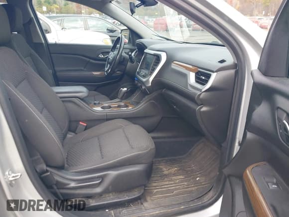 ✅ 2018 GMC Acadia SLE • VIN: 1GKKNSLS9JZ189249 • Лот: 43592384. Опубликован ранее на IAAI с пробегом 139 372 миль. Бесплатный доступ к архиву аукционных продаж из США и подробный отчёт об истории автомобиля на DreamBid. Изображение 5.