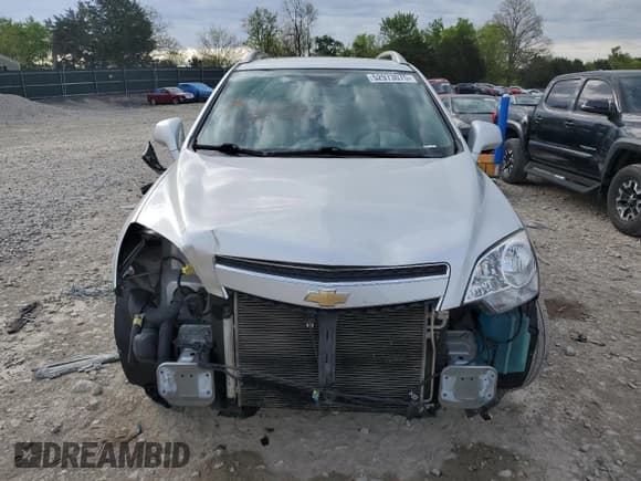 ✅ 2013 Chevrolet Captiva Sport LTZ • VIN: 3GNAL4EK7DS610304 • Lot: 52973075. Wystawiony na Copart z przebiegiem 106 269 mil. Bezpłatny archiwum sprzedaży aukcyjnych z USA i szczegółowy raport historii pojazdu na DreamBid. Zdjęcie 5.