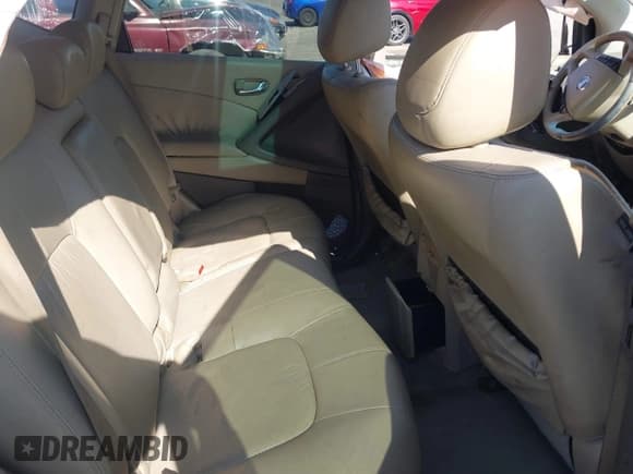✅ 2010 Nissan Murano SL • VIN: JN8AZ1MU8AW010520 • Лот: 43640010. Опубликован ранее на IAAI с пробегом Не указан. Бесплатный доступ к архиву аукционных продаж из США и подробный отчёт об истории автомобиля на DreamBid. Изображение 8.