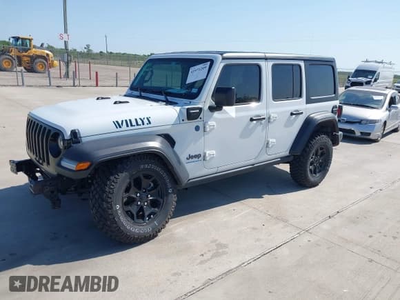 ✅ 2023 Jeep Wrangler • VIN: 1C4JJXN68PW592486 • Lot: 41971209. Wystawiony na IAAI z przebiegiem 10 131 mil. Bezpłatny archiwum sprzedaży aukcyjnych z USA i szczegółowy raport historii pojazdu na DreamBid. Zdjęcie 2.