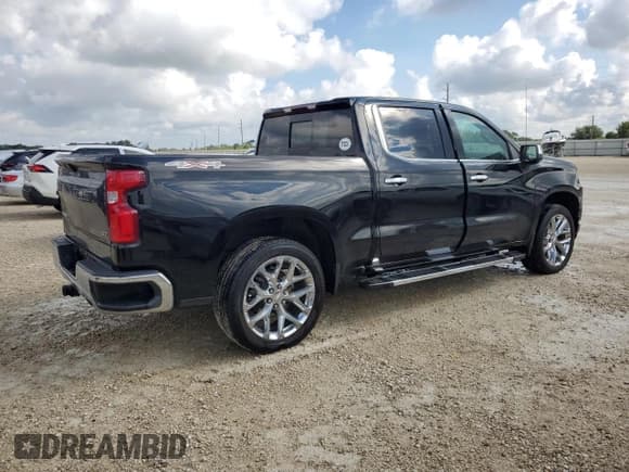 ✅ 2021 Chevrolet Silverado 1500 LTZ • VIN: 1GCUYGEL3MZ144326 • Lot: 73829894. Wystawiony na Copart z przebiegiem 27 740 mil. Bezpłatny archiwum sprzedaży aukcyjnych z USA i szczegółowy raport historii pojazdu na DreamBid. Zdjęcie 3.