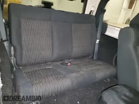 ✅ 2012 Jeep Wrangler Arctic • VIN: 1C4AJWBG3CL164439 • Lot: 88444625. Wystawiony na Copart z przebiegiem 189 039 mil. Bezpłatny archiwum sprzedaży aukcyjnych z USA i szczegółowy raport historii pojazdu na DreamBid. Zdjęcie 11.