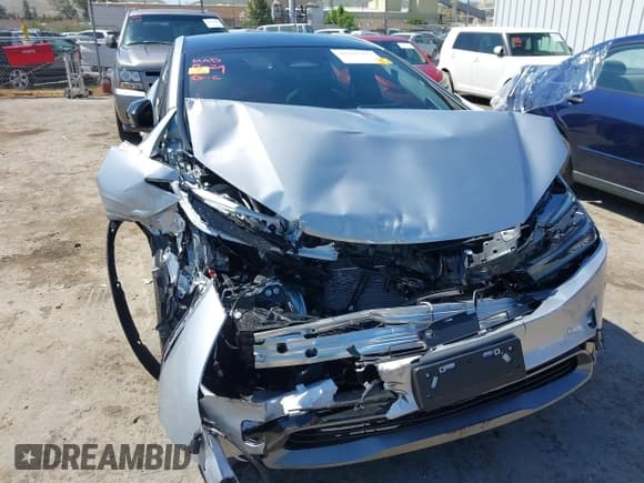 ✅ 2024 Toyota Prius LE • VIN: JTDACAAU0R3043770 • Lot: 42142393. Wystawiony na IAAI z przebiegiem 2 733 mil. Bezpłatny archiwum sprzedaży aukcyjnych z USA i szczegółowy raport historii pojazdu na DreamBid. Zdjęcie 6.