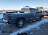 ✅ 2006 Chevrolet Silverado 2500HD LT1 • VIN: 1GCHK23D46F220156 • Lot: 44525555. Wystawiony na Copart z przebiegiem Nie podano. Bezpłatny archiwum sprzedaży aukcyjnych z USA i szczegółowy raport historii pojazdu na DreamBid. Zdjęcie 3.