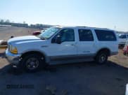 ✅ 2000 Ford Excursion Limited • VIN: 1FMNU42S5YED53957 • Lot: 42007784. Wystawiony na IAAI z przebiegiem 181 876 mil. Bezpłatny archiwum sprzedaży aukcyjnych z USA i szczegółowy raport historii pojazdu na DreamBid. Zdjęcie 14.