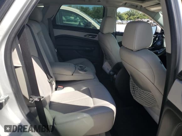 ✅ 2016 Cadillac SRX Luxury Collection • VIN: 3GYFNBE3XGS530998 • Лот: 70917955. Опубликован ранее на Copart с пробегом Не указан. Бесплатный доступ к архиву аукционных продаж из США и подробный отчёт об истории автомобиля на DreamBid. Изображение 10.