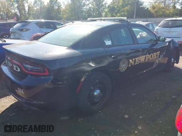 ✅ 2016 Dodge Charger Police • VIN: 2C3CDXKT4GH357662 • Лот: 43435071. Опубликован ранее на IAAI с пробегом 77 615 миль. Бесплатный доступ к архиву аукционных продаж из США и подробный отчёт об истории автомобиля на DreamBid. Изображение 4.