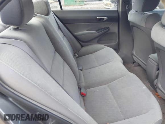 ✅ 2009 Honda Civic LX • VIN: 2HGFA16579H302301 • Lot: 43775744. Wystawiony na IAAI z przebiegiem 166 406 mil. Bezpłatny archiwum sprzedaży aukcyjnych z USA i szczegółowy raport historii pojazdu na DreamBid. Zdjęcie 8.