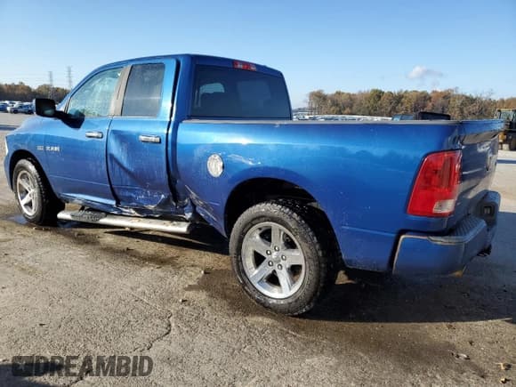 ✅ 2010 Dodge 1500 SLT • VIN: 1D7RV1GTXAS172904 • Lot: 81624424. Wystawiony na Copart z przebiegiem 314 546 mil. Bezpłatny archiwum sprzedaży aukcyjnych z USA i szczegółowy raport historii pojazdu na DreamBid. Zdjęcie 2.