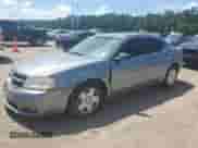 2009 Dodge Avenger SE z VIN 1B3LC46B29N564853, wystawiony jako Copart lot #64755385 z przebiegiem 158 741 mil mil oraz Szkoda całkowita • Salvage title. Historia ofert i sprzedaży dostępna na DreamBid. Obrazek 1.