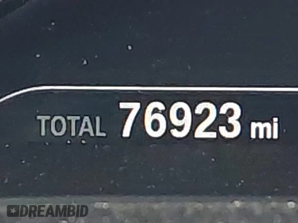 ✅ 2018 BMW 5 Series M550i xDrive • VIN: WBAJB9C5XJB286923 • Лот: 42527301. Опубликован ранее на IAAI с пробегом 76 923 миль. Бесплатный доступ к архиву аукционных продаж из США и подробный отчёт об истории автомобиля на DreamBid. Изображение 15.