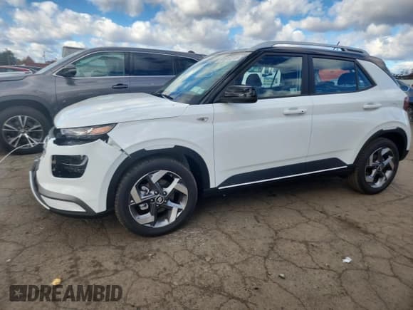 ✅ 2025 Hyundai Venue Limited • VIN: KMHRC8A36SU370396 • Lot: 91617215. Listed on Copart with 3,150 mi. Free auction sales archive from the USA and detailed vehicle history report at DreamBid. Image 1.