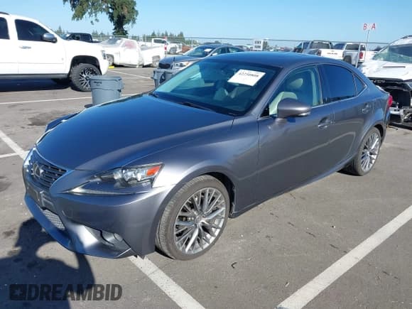 ✅ 2014 Lexus IS 250 • VIN: JTHBF1D23E5040249 • Lot: 42250808. Listed on IAAI with 127,023 mi. Free auction sales archive from the USA and detailed vehicle history report at DreamBid. Image 17.