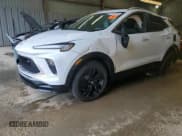 ✅ 2024 Buick Encore GX Sport Touring • VIN: KL4AMDSLXRB042419 • Lot: 81844265. Wystawiony na Copart z przebiegiem 9 057 mil. Bezpłatny archiwum sprzedaży aukcyjnych z USA i szczegółowy raport historii pojazdu na DreamBid. Zdjęcie 1.