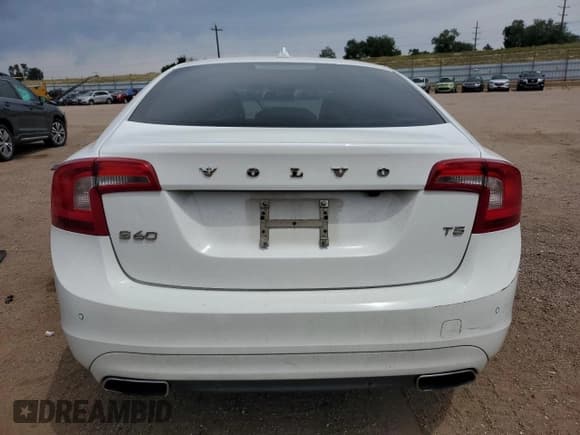 ✅ 2014 Volvo S60 T5 • VIN: YV1612FS2E1291527 • Lot: 66848095. Listed on Copart with 97,957 mi. Free auction sales archive from the USA and detailed vehicle history report at DreamBid. Image 6.