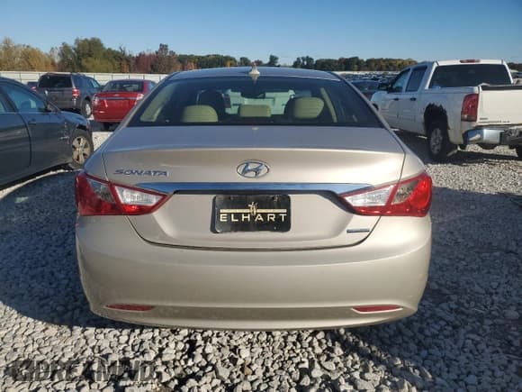 ✅ 2011 Hyundai Sonata SE • VIN: 5NPEC4AC5BH277567 • Lot: 75354414. Listed on Copart with 125,788 mi. Free auction sales archive from the USA and detailed vehicle history report at DreamBid. Image 6.