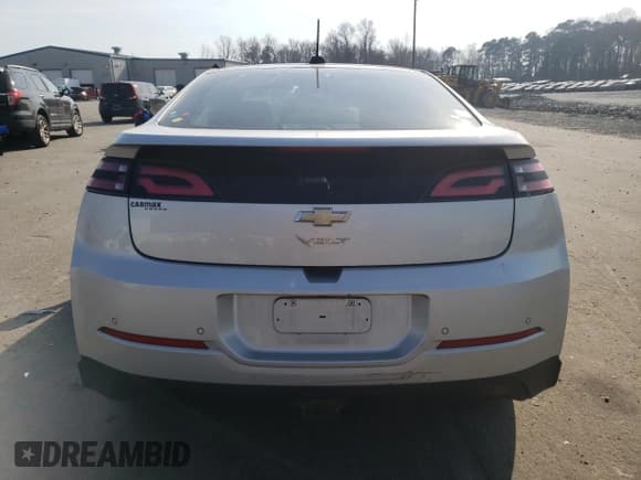 ✅ 2015 Chevrolet Volt • VIN: 1G1RA6E48FU130489 • Lot: 44204624. Wystawiony na Copart z przebiegiem 88 500 mil. Bezpłatny archiwum sprzedaży aukcyjnych z USA i szczegółowy raport historii pojazdu na DreamBid. Zdjęcie 6.