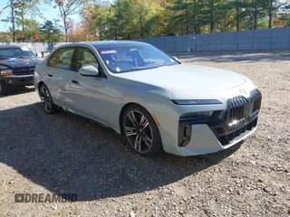 ✅ 2023 BMW 7 Series 760i xDrive • VIN: WBA33EJ02PCM12247 • Лот: 43470900. Опубликован ранее на IAAI с пробегом 16 041 миль. Бесплатный доступ к архиву аукционных продаж из США и подробный отчёт об истории автомобиля на DreamBid. Изображение 1.
