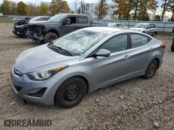 ✅ 2016 Hyundai Elantra SE • VIN: 5NPDH4AE8GH742610 • Лот: 82447235. Опубликован ранее на Copart с пробегом 143 434 миль. Бесплатный доступ к архиву аукционных продаж из США и подробный отчёт об истории автомобиля на DreamBid. Изображение 1.