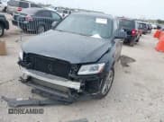 ✅ 2015 Audi Q5 Prestige • VIN: WA1VMAFP0FA008827 • Lot: 41715094. Listed on IAAI with 86,375 mi. Free auction sales archive from the USA and detailed vehicle history report at DreamBid. Image 2.