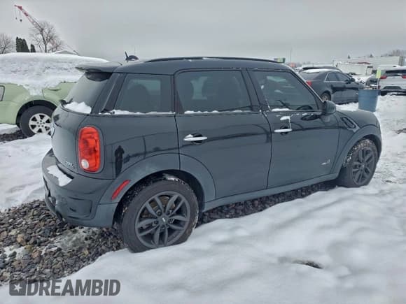 ✅ 2012 MINI Countryman S • VIN: WMWZC5C54CWL61474 • Lot: 95263445. Listed on Copart with 141,671 mi. Free auction sales archive from the USA and detailed vehicle history report at DreamBid. Image 3.