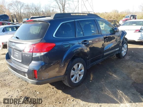 ✅ 2012 Subaru Outback Prem • VIN: 4S4BRBCC9C3251789 • Lot: 43666194. Listed on IAAI with 129,797 mi. Free auction sales archive from the USA and detailed vehicle history report at DreamBid. Image 4.