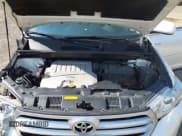 ✅ 2013 Toyota Highlander Limited • VIN: 5TDYK3EH9DS092564 • Lot: 43254724. Listed on IAAI with 65,457 mi. Free auction sales archive from the USA and detailed vehicle history report at DreamBid. Image 10.