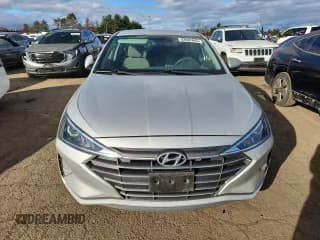 ✅ 2019 Hyundai Elantra SE • VIN: 5NPD74LF9KH449395 • Lot: 92687645. Listed on Copart with 130,450 mi. Free auction sales archive from the USA and detailed vehicle history report at DreamBid. Image 5.