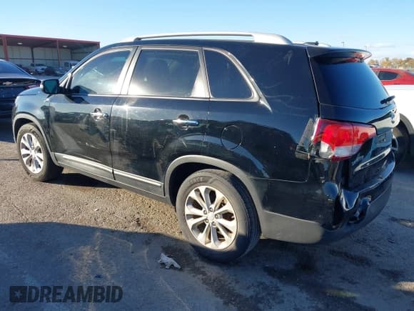 ✅ 2014 Kia Sorento EX • VIN: 5XYKU4A78EG491869 • Lot: 43564744. Listed on IAAI with 178,960 mi. Free auction sales archive from the USA and detailed vehicle history report at DreamBid. Image 3.