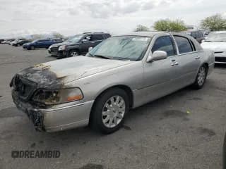 ✅ 2007 Lincoln Town Car Signature Limited • VIN: 1LNHM82WX7Y613158 • Лот: 54050115. Опубликован ранее на Copart с пробегом 115 100 миль. Бесплатный доступ к архиву аукционных продаж из США и подробный отчёт об истории автомобиля на DreamBid. Изображение 1.