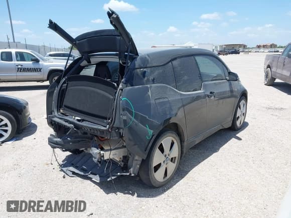 ✅ 2015 BMW i3 • VIN: WBY1Z2C50FV287637 • Lot: 42626491. Wystawiony na IAAI z przebiegiem 67 283 mil. Bezpłatny archiwum sprzedaży aukcyjnych z USA i szczegółowy raport historii pojazdu na DreamBid. Zdjęcie 4.