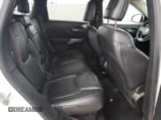 ✅ 2018 Jeep Cherokee Limited • VIN: 1C4PJMDB4JD567711 • Лот: 90991995. Опубликован ранее на Copart с пробегом 213 954 миль. Бесплатный доступ к архиву аукционных продаж из США и подробный отчёт об истории автомобиля на DreamBid. Изображение 11.