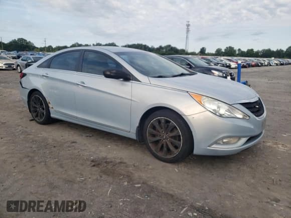 ✅ 2013 Hyundai Sonata SE • VIN: 5NPEC4AC3DH565204 • Lot: 66643744. Wystawiony na Copart z przebiegiem 128 660 mil. Bezpłatny archiwum sprzedaży aukcyjnych z USA i szczegółowy raport historii pojazdu na DreamBid. Zdjęcie 4.
