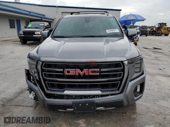 ✅ 2021 GMC Yukon XL AT4 • VIN: 1GKS2HKD4MR184155 • Lot: 63466915. Wystawiony na Copart z przebiegiem 67 494 mil. Bezpłatny archiwum sprzedaży aukcyjnych z USA i szczegółowy raport historii pojazdu na DreamBid. Zdjęcie 5.