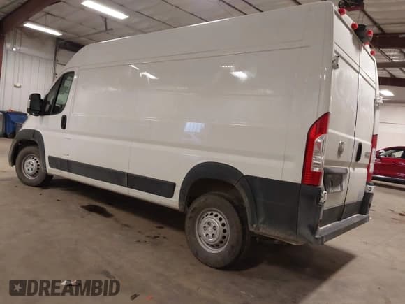 ✅ 2024 Ram ProMaster Cargo Tradesman • VIN: 3C6LRVDG7RE106187 • Lot: 43004952. Wystawiony na IAAI z przebiegiem 18 086 mil. Bezpłatny archiwum sprzedaży aukcyjnych z USA i szczegółowy raport historii pojazdu na DreamBid. Zdjęcie 3.