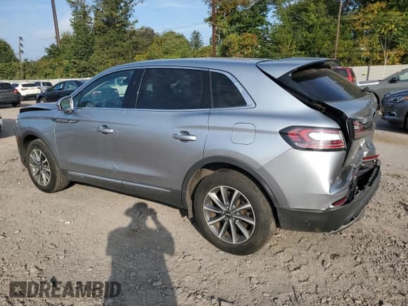 ✅ 2022 Lincoln Nautilus Standard • VIN: 2LMPJ8J91NBL02667 • Lot: 81609275. Wystawiony na Copart z przebiegiem 40 008 mil. Bezpłatny archiwum sprzedaży aukcyjnych z USA i szczegółowy raport historii pojazdu na DreamBid. Zdjęcie 2.