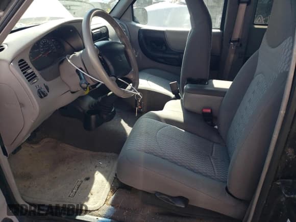 ✅ 2002 Mazda B-Series SE • VIN: 4F4YR16D72TM26706 • Lot: 70552984. Wystawiony na Copart z przebiegiem 103 479 mil. Bezpłatny archiwum sprzedaży aukcyjnych z USA i szczegółowy raport historii pojazdu na DreamBid. Zdjęcie 8.