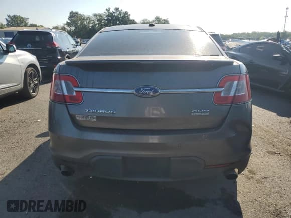 ✅ 2012 Ford Taurus SHO • VIN: 1FAHP2KT8CG137190 • Лот: 65695895. Опубликован ранее на Copart с пробегом 185 417 миль. Бесплатный доступ к архиву аукционных продаж из США и подробный отчёт об истории автомобиля на DreamBid. Изображение 6.