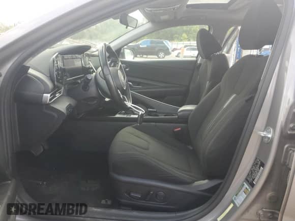 2021 Hyundai Elantra SEL с VIN KMHLN4AG1MU153983, выставлен на аукционе Copart как лот 71245605 с пробегом 55 592 миль миль и Списание • Salvage title. История ставок и продаж доступна на DreamBid. Изображение 7.