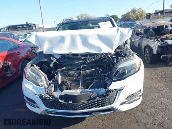 ✅ 2014 Mercedes-Benz GLK 350 • VIN: WDCGG8JB9EG317292 • Лот: 43121341. Опубликован ранее на IAAI с пробегом Не указан. Бесплатный доступ к архиву аукционных продаж из США и подробный отчёт об истории автомобиля на DreamBid. Изображение 13.