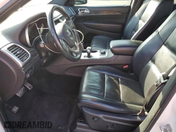 ✅ 2015 Jeep Grand Cherokee Overland • VIN: 1C4RJFCG6FC124197 • Lot: 90681095. Wystawiony na Copart z przebiegiem 160 045 mil. Bezpłatny archiwum sprzedaży aukcyjnych z USA i szczegółowy raport historii pojazdu na DreamBid. Zdjęcie 7.