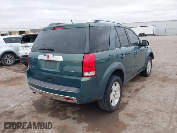 ✅ 2006 Saturn VUE • VIN: 5GZCZ53426S822499 • Lot: 41838109. Wystawiony na IAAI z przebiegiem 157 475 mil. Bezpłatny archiwum sprzedaży aukcyjnych z USA i szczegółowy raport historii pojazdu na DreamBid. Zdjęcie 4.