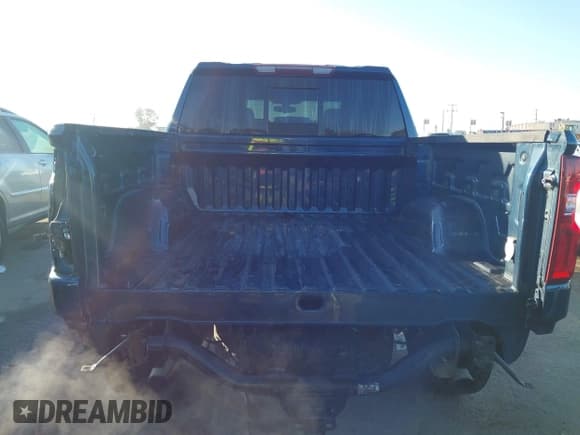 ✅ 2020 Chevrolet Silverado 1500 LT Trail Boss • VIN: 3GCPYFED6LG360394 • Lot: 43653631. Wystawiony na IAAI z przebiegiem 65 161 mil. Bezpłatny archiwum sprzedaży aukcyjnych z USA i szczegółowy raport historii pojazdu na DreamBid. Zdjęcie 20.