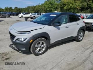 ✅ 2023 Hyundai Kona SEL • VIN: KM8K6CAB6PU934185 • Лот: 70499574. Опубликован ранее на Copart с пробегом 40 966 миль. Бесплатный доступ к архиву аукционных продаж из США и подробный отчёт об истории автомобиля на DreamBid. Изображение 1.