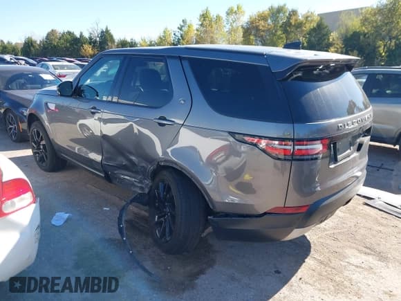 ✅ 2018 Land Rover Discovery HSE • VIN: SALRR2RK0JA047689 • Lot: 43573973. Wystawiony na IAAI z przebiegiem 110 693 mil. Bezpłatny archiwum sprzedaży aukcyjnych z USA i szczegółowy raport historii pojazdu na DreamBid. Zdjęcie 3.