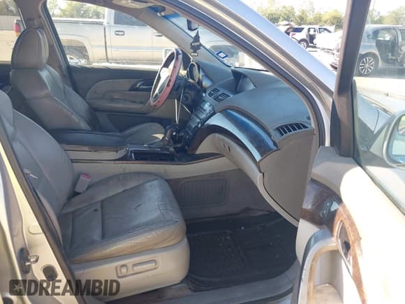 ✅ 2011 Acura MDX Technology • VIN: 2HNYD2H65BH532574 • Lot: 43433449. Wystawiony na IAAI z przebiegiem Nie podano. Bezpłatny archiwum sprzedaży aukcyjnych z USA i szczegółowy raport historii pojazdu na DreamBid. Zdjęcie 5.