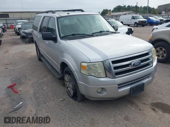 ✅ 2011 Ford Expedition Max XLT • VIN: 1FMJK1H58BEF47460 • Лот: 43847185. Опубликован ранее на IAAI с пробегом 199 764 миль. Бесплатный доступ к архиву аукционных продаж из США и подробный отчёт об истории автомобиля на DreamBid. Изображение 1.