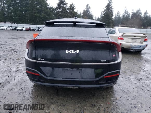 ✅ 2024 Kia EV6 GT-Line • VIN: KNDC4DLC9R5209512 • Lot: 46708445. Wystawiony na Copart z przebiegiem 3 119 mil. Bezpłatny archiwum sprzedaży aukcyjnych z USA i szczegółowy raport historii pojazdu na DreamBid. Zdjęcie 6.